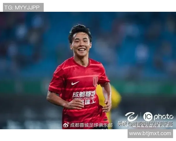 足球明星球员的梦想与坚持：我的个人宣言与未来展望